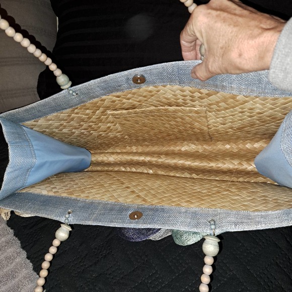 FABULOUS FIND! VERY VINTAGE Dyed Burlap & wooden Bead Handle 1950's - Picture 2 of 7